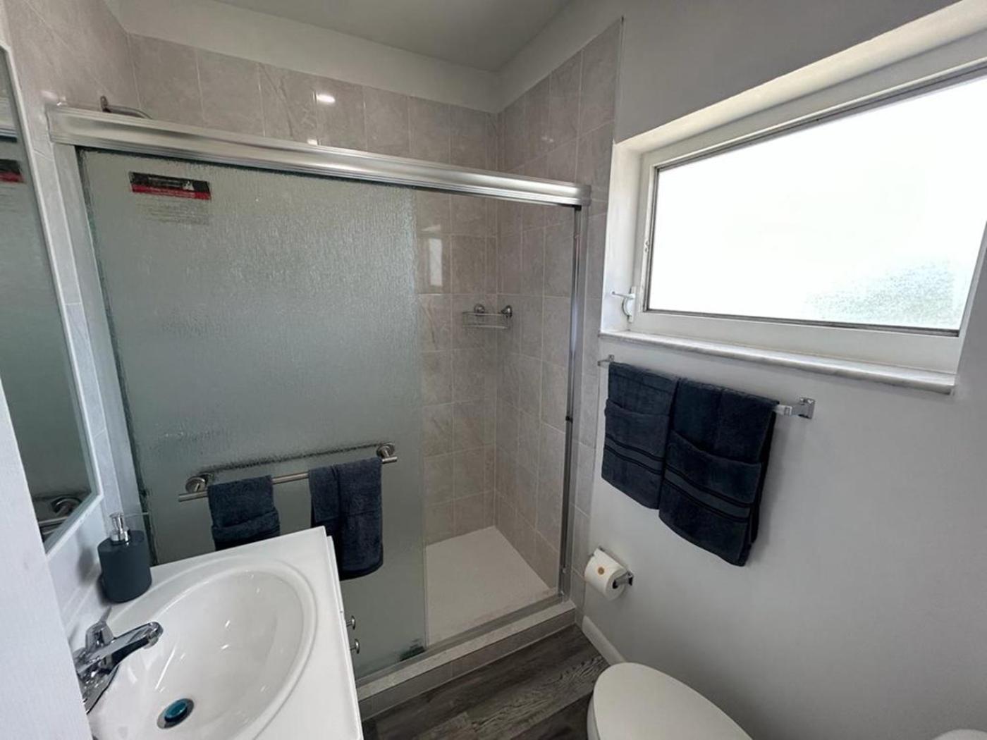 Fully Equipped Apartments With Parking Near Cocowalk Μαϊάμι Εξωτερικό φωτογραφία